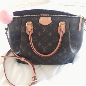 Louis Vuitton Turenne PM !NO TRADES!